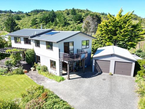 125 Coulson Road, Paroa