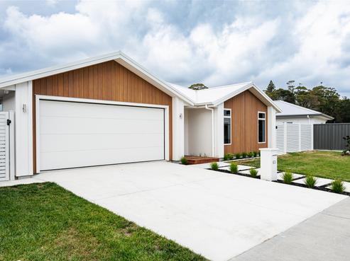 63 Pelorus Avenue, Poraiti