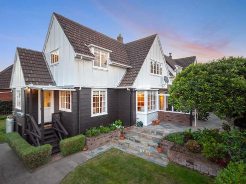 6B Elderwood Lane, Belmont