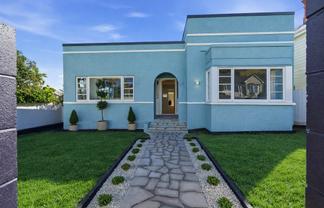 129 Victoria Road, Devonport