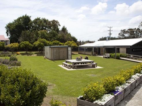 609 State Highway 16, Kumeu