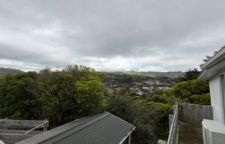 21b Olivia Crescent, Tawa