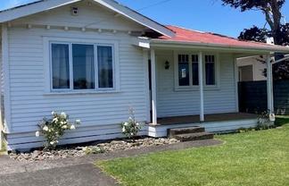10 Collins Street, Hawera