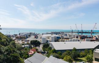 15 Hornsey Road, Bluff Hill