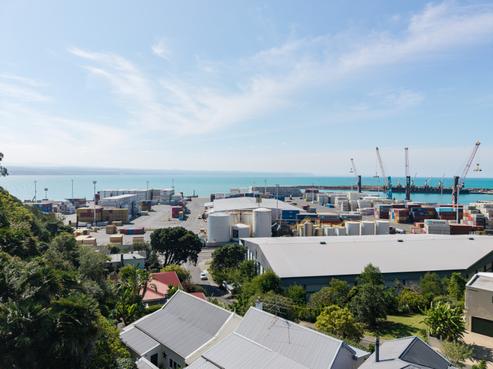 15 Hornsey Road, Napier Hill