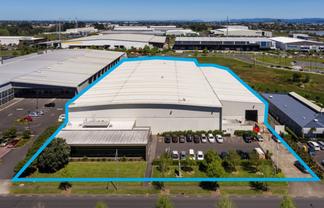 Expansive East Tāmaki Warehouse