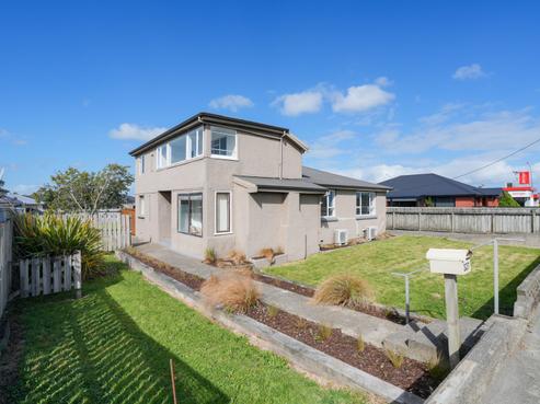327 North Road, Waikiwi