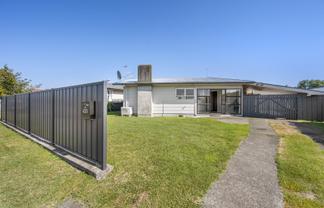 433 Kennedy Road, Pirimai