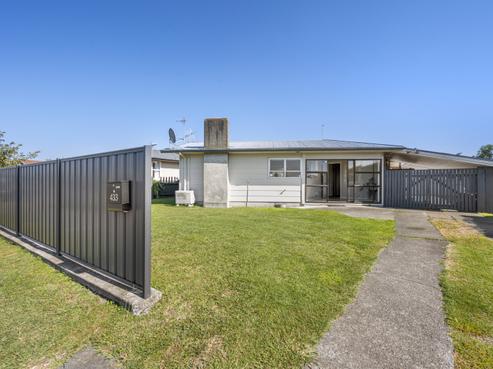 433 Kennedy Road, Pirimai
