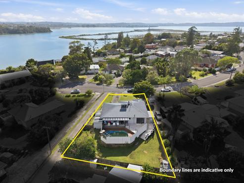 18 Murray Road, Te Atatu Peninsula