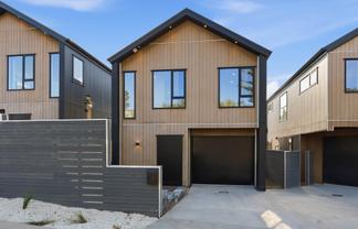 24 Thorp Street, Saint Johns