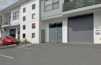 GROUND FLOOR WAREHOUSE FOR LEASE
