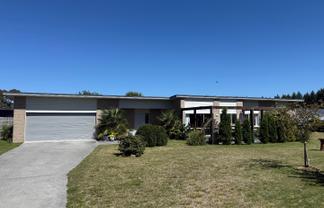 3/500 Kinloch Road, Kinloch