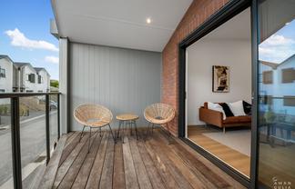 6/63A Owairaka Avenue, Mount Albert