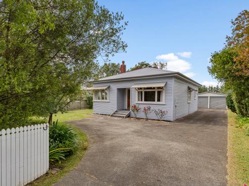 35 Aroha View Avenue, Te Aroha