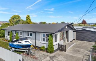 8 Dunbeath Street, Blenheim Central