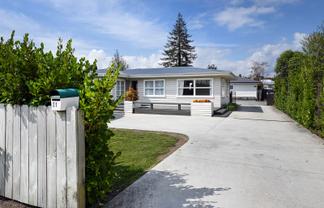 21 Russell Road, Fairy Springs