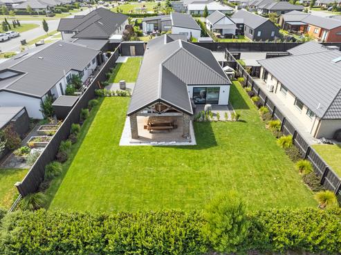 4 Roles Way, Rolleston