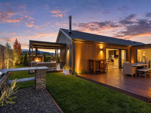 17 Armidale Crescent, Wanaka