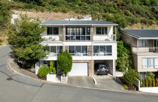 58 TikeTike Way, Brooklyn