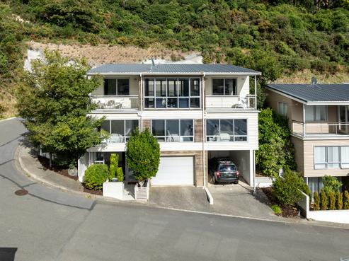 58 Tiketike Way, Brooklyn