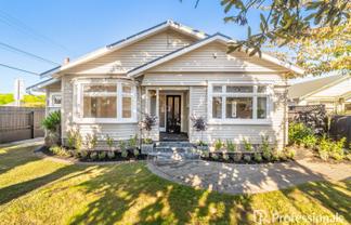 120 Knights Road, Central Hutt