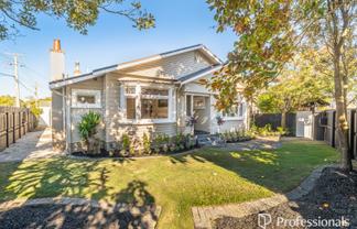 120 Knights Road, Central Hutt