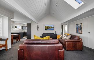 2/24 Fifth Avenue, Avenues