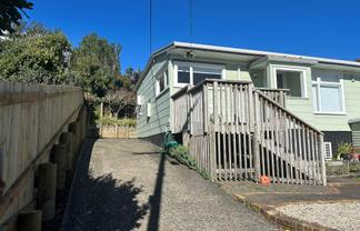 13 Awaroa Road, Helensville