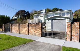 13 Awaroa Road, Helensville