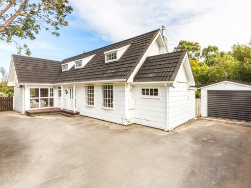 66 Seddon Street, Waikanae