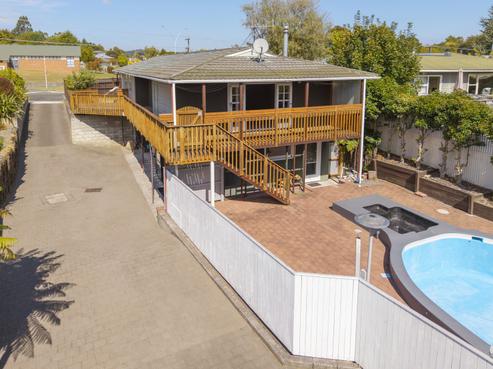 114 Taharepa Road, Hilltop