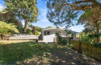 10 Telstar Place, Beach Haven