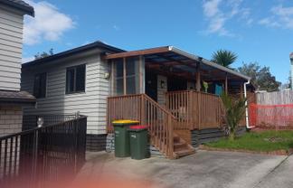 29 Charntay Avenue, Clover Park