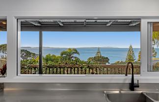 74 Duncansby Road, Stanmore Bay