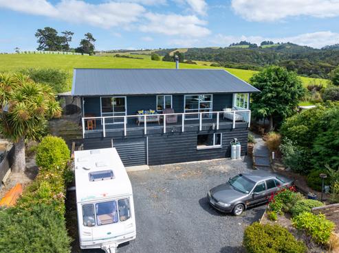 14 Frances Street, Taieri Mouth