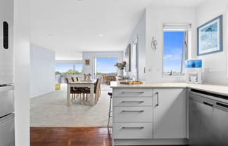 589D East Coast Road, Browns Bay