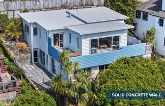 589D East Coast Road, Browns Bay