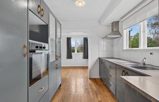 2 View Street, Maungaturoto