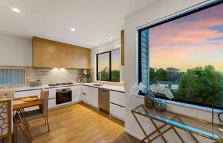 6C Tiroroa Avenue, Te Atatu South