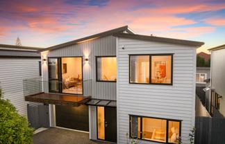 6C Tiroroa Avenue, Te Atatu South