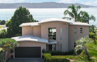 8 Kawai Rise, TE ATATU PENINSULA