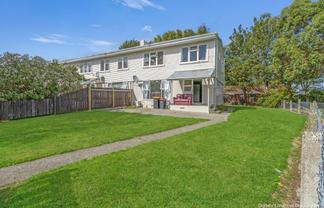 17/23 Lithgow Place, Glengarry