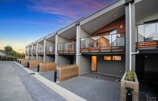 3/63A Owairaka Avenue, Mount Albert
