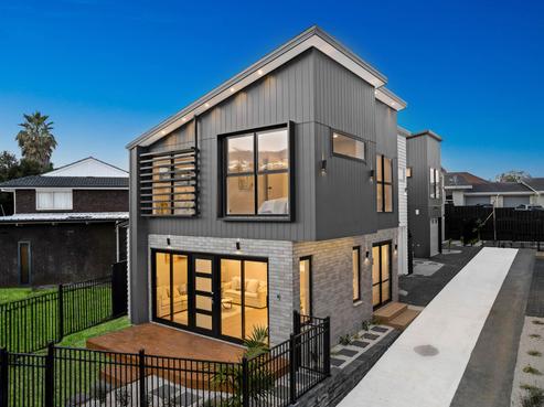 7C Sirius Place, Botany Downs