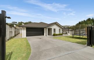 14 Conniston Way, Pyes Pa