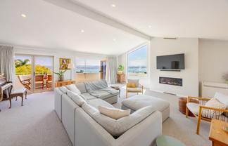 17 Roslyn Road, Bluff Hill