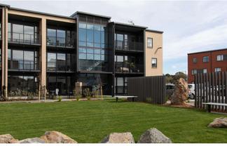 202/38B Fraser Avenue, Northcote