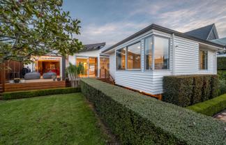 9 Shelly Beach Parade, Cockle Bay