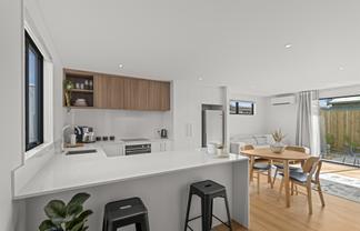 5/130 Holly Road, Saint Albans